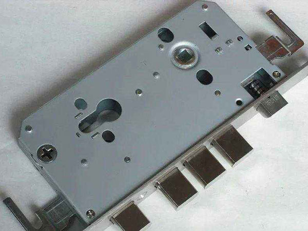 大石桥24小时上门开锁公司